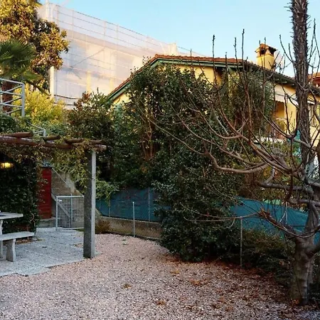 Casa Delle Vigne By Interhome Minusio