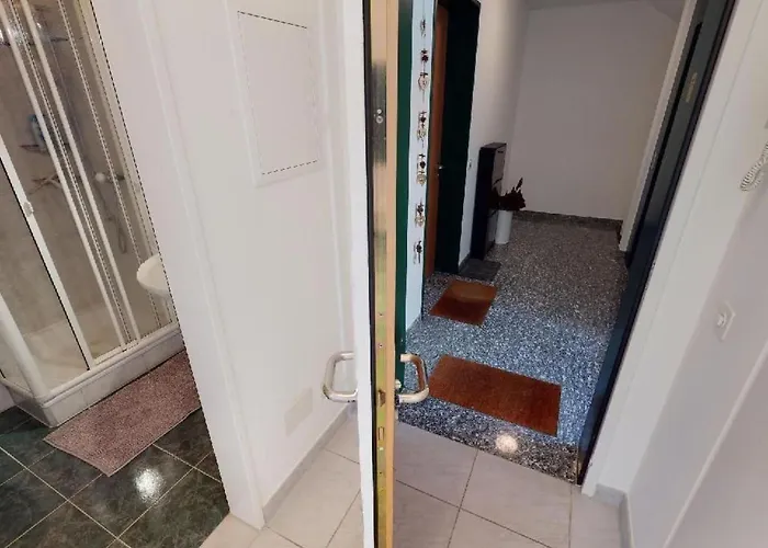 Casa Delle Vigne By Interhome Apartament